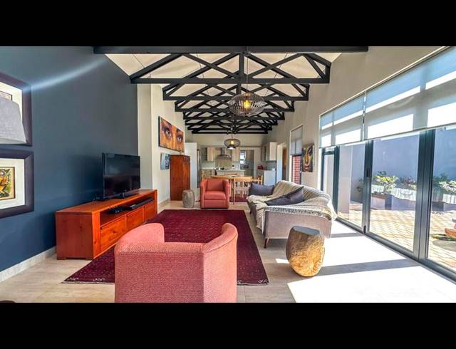 3 BEDROOM HOUSE FOR SALE IN MIDSTREAM MEADOWS